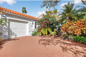 8091 Nadmar Ave Boca Raton, FL 33434 - MLS#A11930821