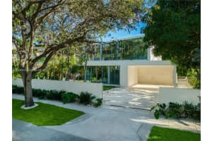 1616 Onaway Dr Miami, FL 33133 - MLS#A11930823