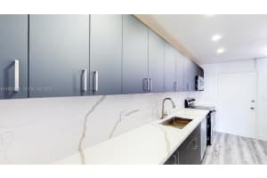 3660 Ne 166th St 710 North Miami Beach, FL 33160 - MLS#A11930835