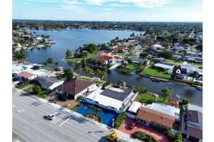 17135 NW 87th Ave, Hialeah, FL 33015, Sold 01/09/26