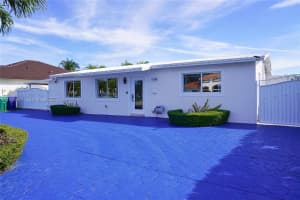 17135 NW 87th Ave, Hialeah, FL 33015, Sold 01/09/26