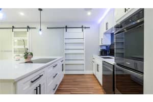 817 Nw 17th St Fort Lauderdale, FL 33311 - MLS#A11930955