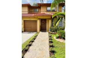 11527 Sw 90th Ter, Miami