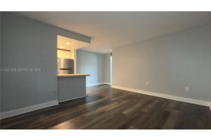 3536 Ne 168th St 402 North Miami Beach, FL 33160 - MLS#A11931030