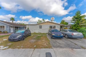 445 Nw 8th St, Homestead