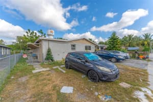 445 Nw 8th St Homestead, FL 33030 - MLS#A11931059