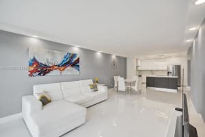 19380 Collins Ave 1104 Sunny Isles Beach, FL 33160 - MLS#A11931085