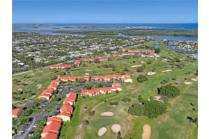 5463 Se Miles Grant Rd 210, Stuart