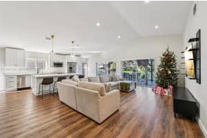 1356 NW 192nd Ave, Pembroke Pines, FL 33029, - MLS#A11931129