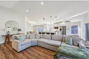 1356 NW 192nd Ave, Pembroke Pines, FL 33029, - MLS#A11931129