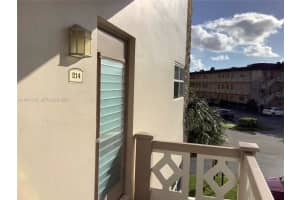 5181 W Oakland Park Blvd 214 Lauderdale Lakes, FL 33313 - MLS#A11931132