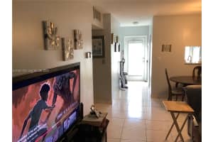 5181 W Oakland Park Blvd 214 Lauderdale Lakes, FL 33313 - MLS#A11931132