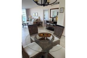 5151 Collins Ave 921 Miami Beach, FL 33140 - MLS#A11931136