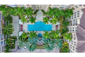 3001 NE 185th St APT 127, Aventura, FL 33180, - MLS#A11931159