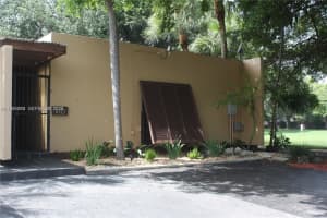 6713 Kingsmoor Way 6713 Miami Lakes, FL 33014 - MLS#A11931202