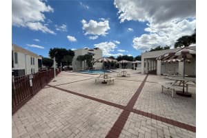 8860 Fontainebleau Blvd APT 305, Miami, FL 33172, - MLS#A11931211