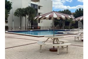 8860 Fontainebleau Blvd APT 305, Miami, FL 33172, - MLS#A11931211