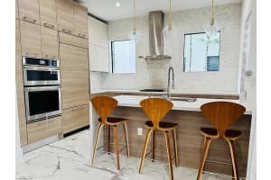 8273 Nw 47th Ter Doral, FL 33166 - MLS#A11931214