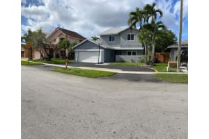 MLS# A11931260, Pembroke Pines, Florida 33025