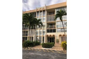 601 Three Islands Blvd 316 Hallandale Beach, FL 33009 - MLS#A11931331