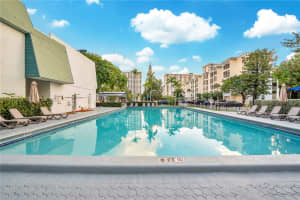 17560 Atlantic Blvd APT 118, Sunny Isles Beach, FL 33160, - MLS#A11931334