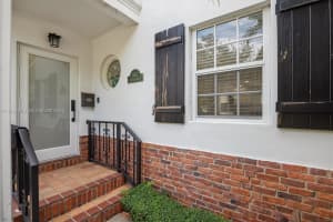 3002 Segovia St 3002 Coral Gables, FL 33134 - MLS#A11931360