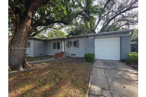 530 Ne 132nd Ter, North Miami