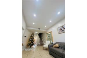 5910 Siena Ln 5910 Hollywood, FL 33021 - MLS#A11931417