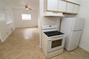 1708 N 16th Ave 4 Hollywood, FL 33020 - MLS#A11931451