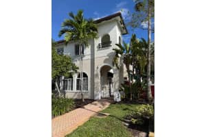 3633 Nw 30th St, Lauderdale Lakes