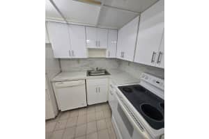 2899 Collins Ave 410 Miami Beach, FL 33140 - MLS#A11931515