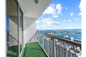 1750 N Bayshore Dr 5208 Miami, FL 33132 - MLS#A11931547