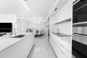 9521 E Bay Harbor Dr Unit 802, Bay Harbor Islands, FL 33154, - MLS#A11931565