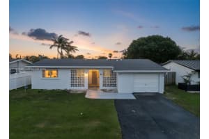 9480 Nw 24th Pl Sunrise, FL 33322 - MLS#A11931589