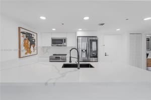 7601 E Treasure Dr 819 North Bay Village, FL 33141 - MLS#A11931640