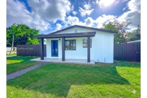 4000 SW 28th St, West Park, FL 33023, - MLS#A11931657