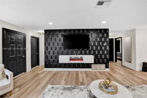 2211 Nw 189th Ter Miami Gardens, FL 33056 Sold 01/29/26