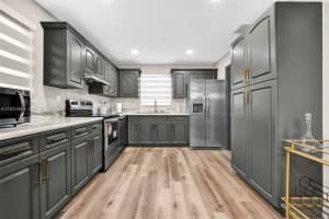 2211 Nw 189th Ter Miami Gardens, FL 33056 Sold 01/29/26