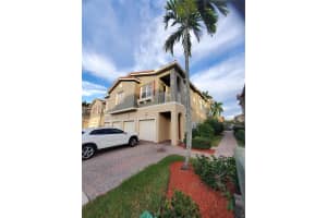 5869 Hampton Hills Blvd, Tamarac