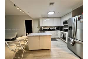 92 SW 3rd St APT 1503, Miami, FL 33130, - MLS#A11931680