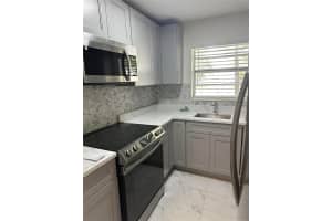 2134 Lincoln St 7 Hollywood, FL 33020 - MLS#A11931696