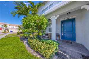 5110 Eucalyptus Dr 3 Hollywood, FL 33021 - MLS#A11931700