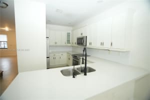 10436 Nw 61st Ln 00 Doral, FL 33178 - MLS#A11931744