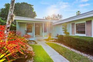 736 Alhambra Cir Coral Gables, FL 33134 - MLS#A11931747