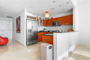 3131 NE 188th St APT 11213, Aventura, FL 33180, - MLS#A11931771