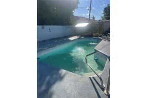 4841 W 2nd Ln Hialeah, FL 33012 - MLS#A11931777