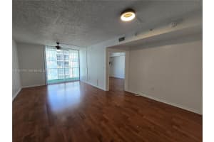 5085 Nw 7th St 1506, Miami