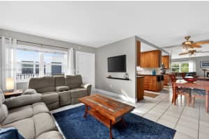 415 Ne 2nd St 224, Hallandale Beach