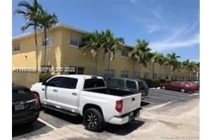 4051 NE 13th Ave Apt 54-3, Oakland Park, FL 33334, - MLS#A11931809