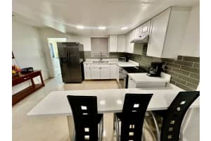 6268 Us Highway 441 Se Front Okeechobee, FL 34974 - Off Market